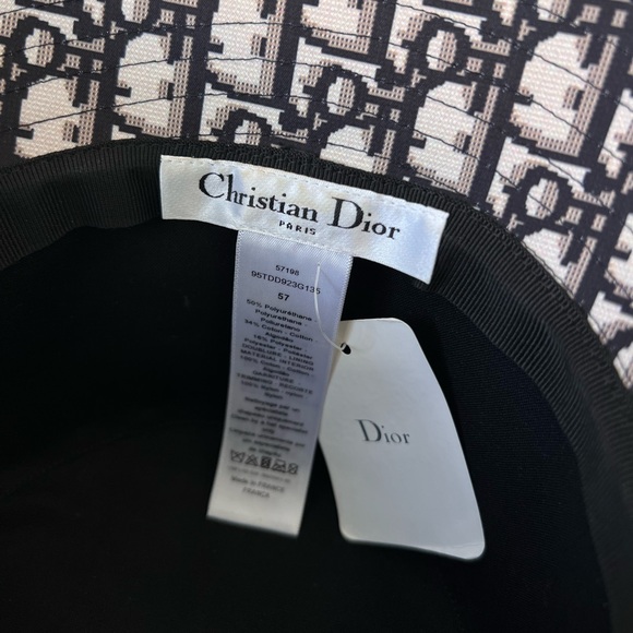 DIOR BLACK TEDDY D-VINYL LOGO BUCKET HAT SIZE 57 - Picture 4 of 8